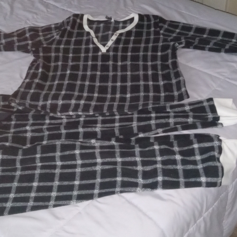 Plaid Black and White Women's Pajama Set